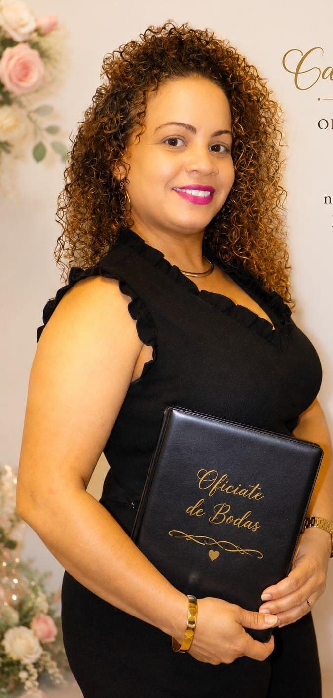 Carolina Sosa, Oficiante de bodas